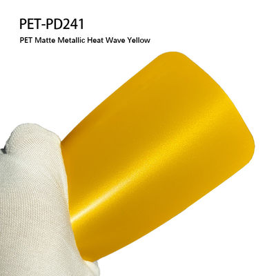 Guter Preis PET-PD241 PET-Auto-Klebstofffilm mit matten metallischen Wärmewellen gelbe Farbe Online